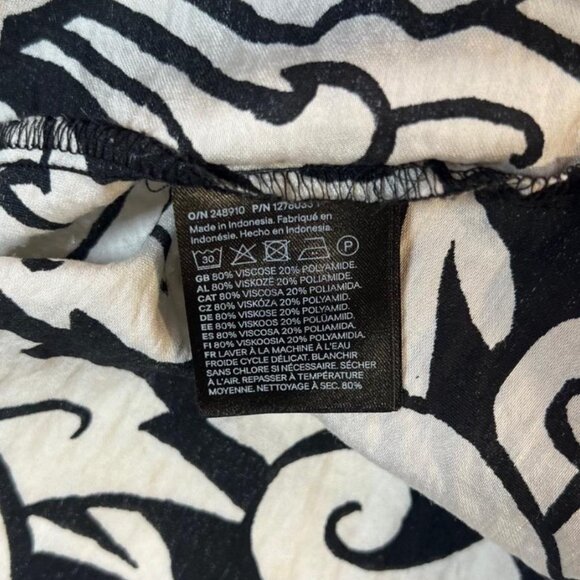 H&M Black White Abstract Print Dress M Fits L Flowy V-Neck Tunic Style Boho - Picture 6 of 7